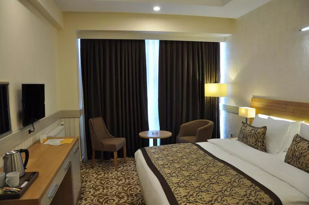 grand itimat denizli hotel double room (Copy).jpg